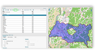 Vektormanagement und regionale Allokationen Eine Software-Oberfläche mit einem Vektormanagement-Panel auf der linken Seite und einer geografischen Karte auf der rechten Seite. Die Karte zeigt ein blau hervorgehobenes Gebiet mit einer Aussparung in der Mitte, das eine Abdeckungszone mit einem Ausschlussbereich darstellt. Das linke Panel listet Vektorobjekte mit Details wie Namen, IDs und Typen auf und zeigt Eigenschaften für das ausgewählte Objekt 'Emmendingen With Hole'.